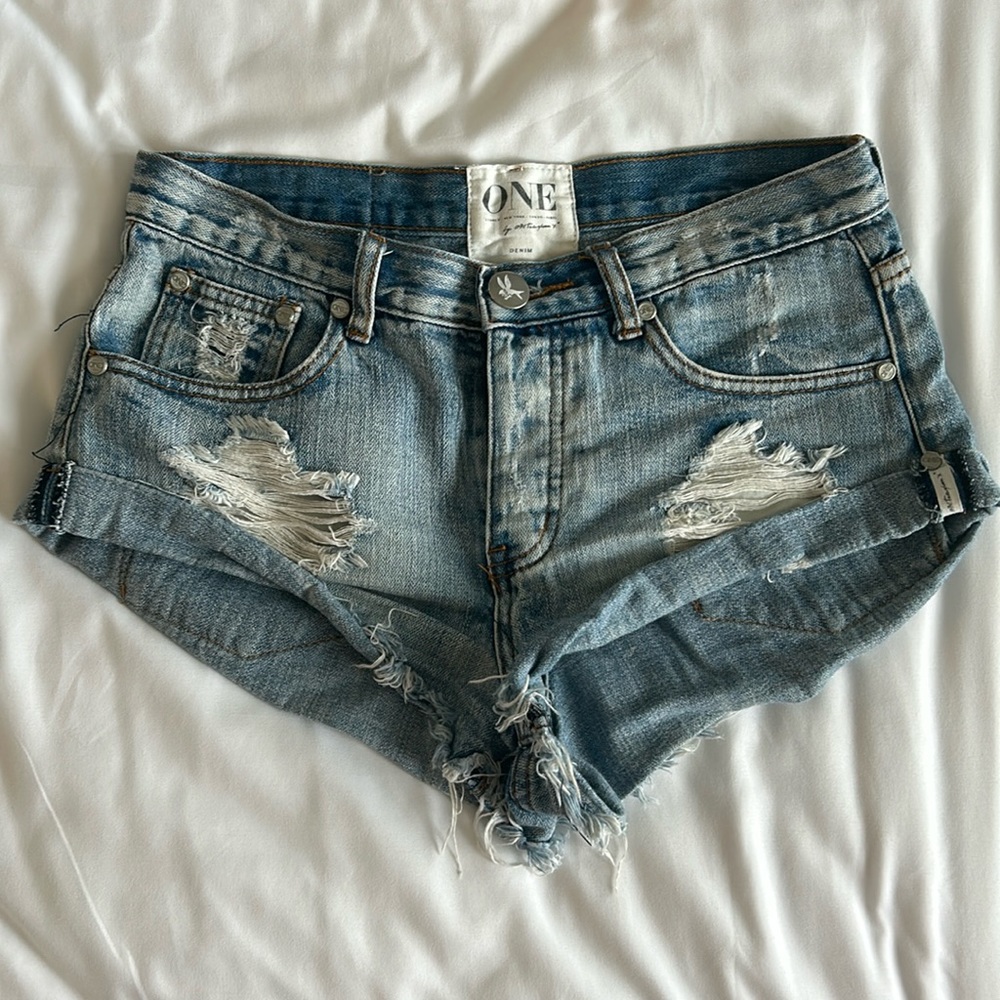 One teaspoon Denim Shorts — Size 25